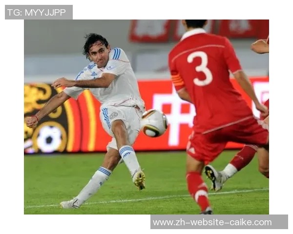 中国足球迎战巴拉圭队期待精彩对决展现实力与风采